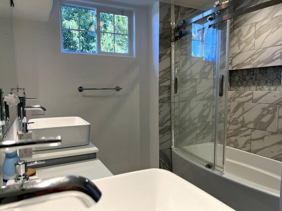 Stylish Mediterranean Villa, Pool, Jacuzzi, Hollywood & Malibu Bliss Los Angeles Ngoại thất bức ảnh