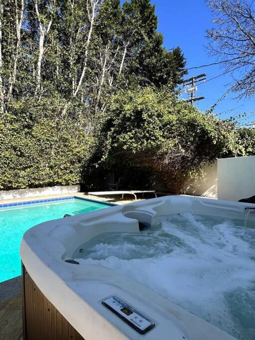 Stylish Mediterranean Villa, Pool, Jacuzzi, Hollywood & Malibu Bliss Los Angeles Ngoại thất bức ảnh